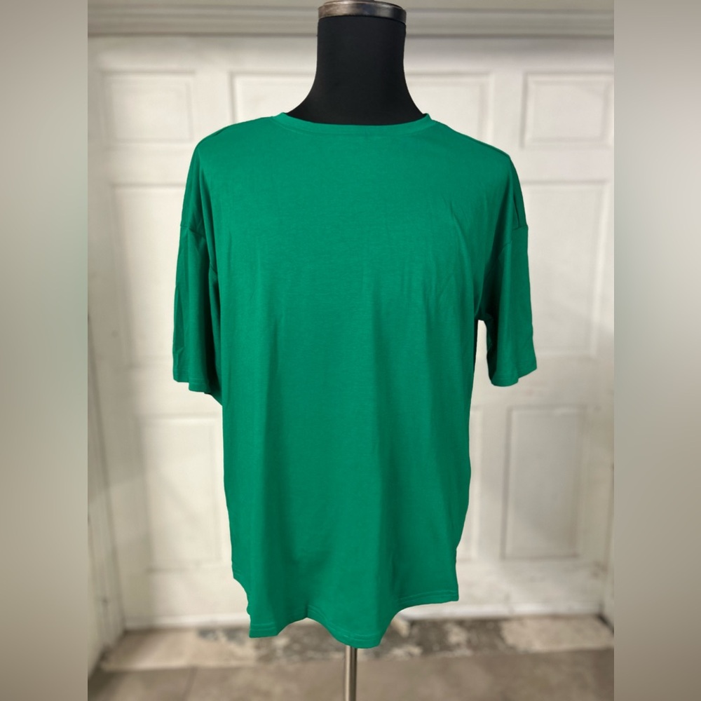 Green t-shirt